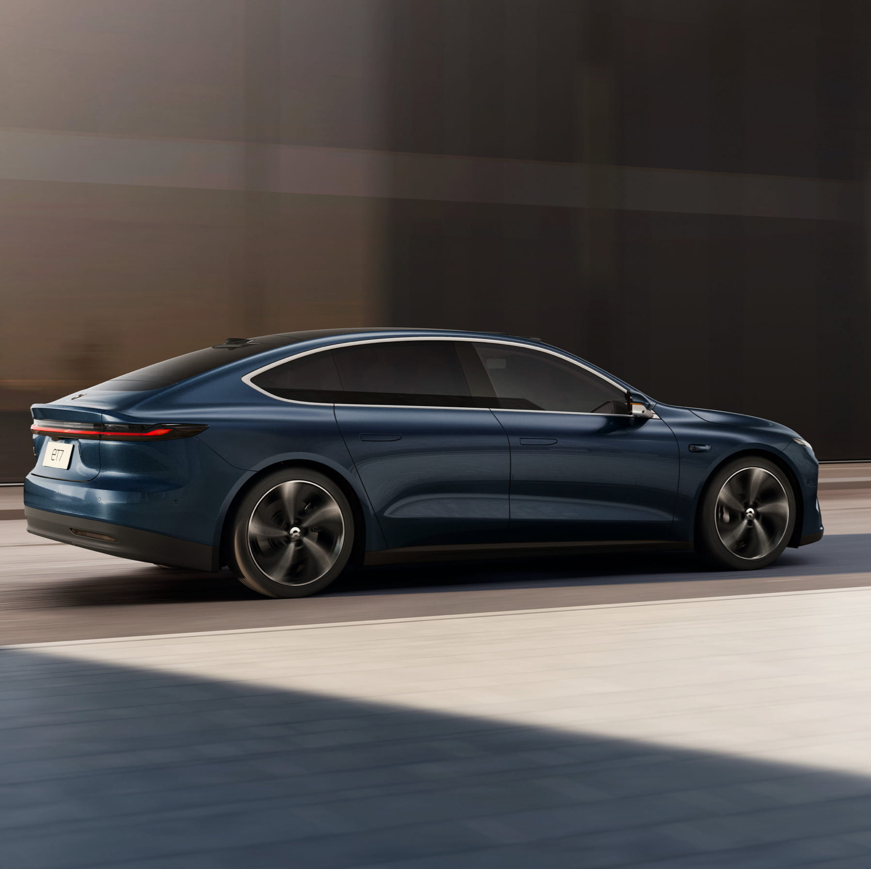 NIO ET7 drive back crop