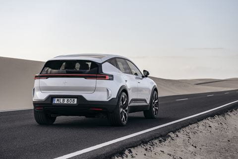 Paragraph_Polestar 3_back angled
