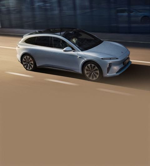 Spotlight - NIO ET5T
