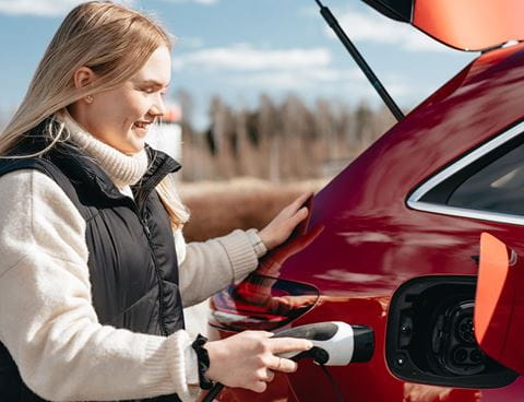 auto-elettriche-neopatentati-limiti
