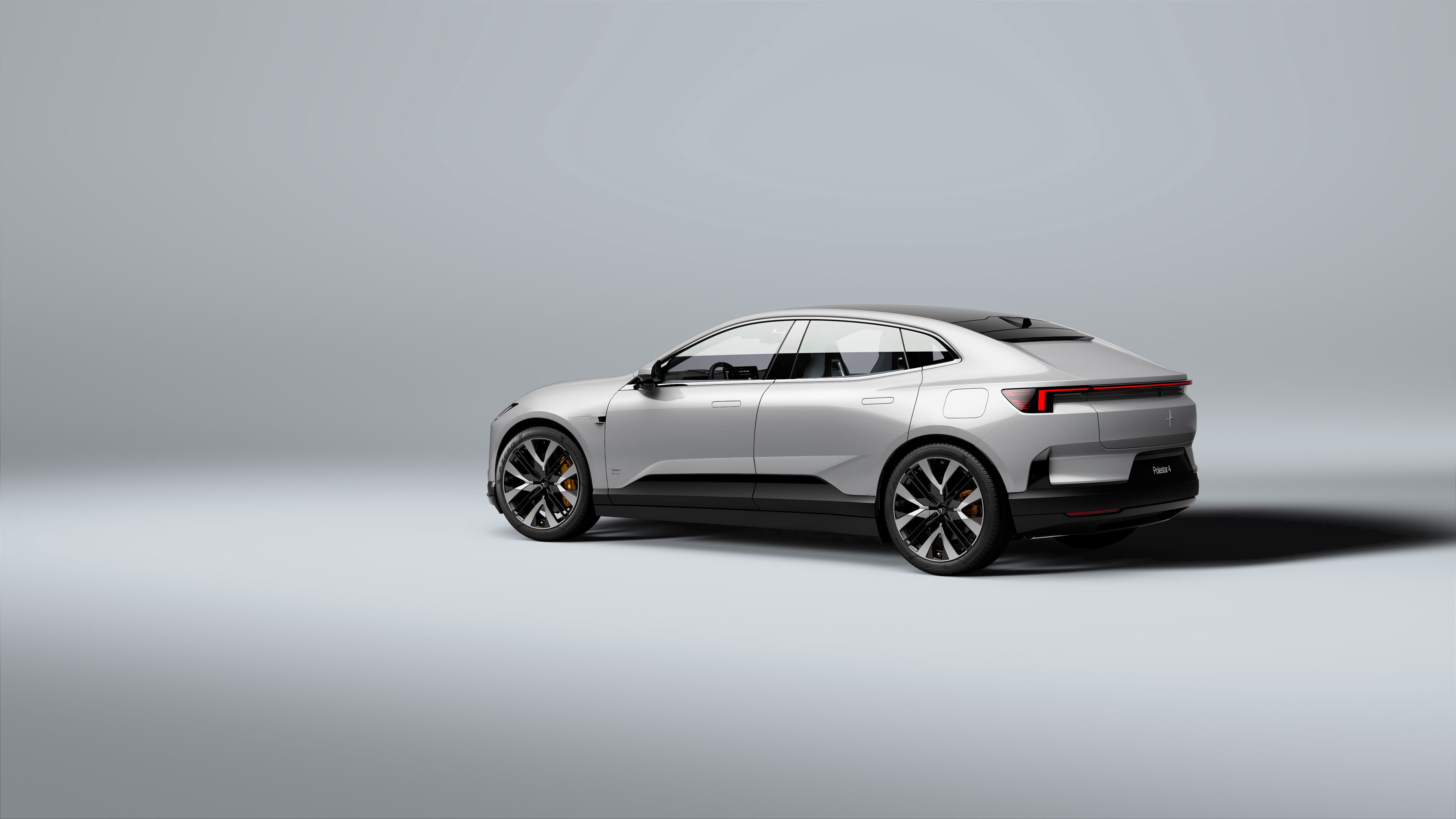 Polestar 4 back angle