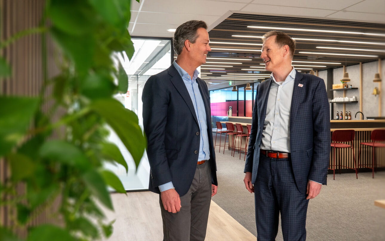 cb054eb9-76a5-49d2-83e0-314643006124