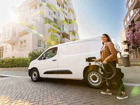 veiculo comercial eletrico