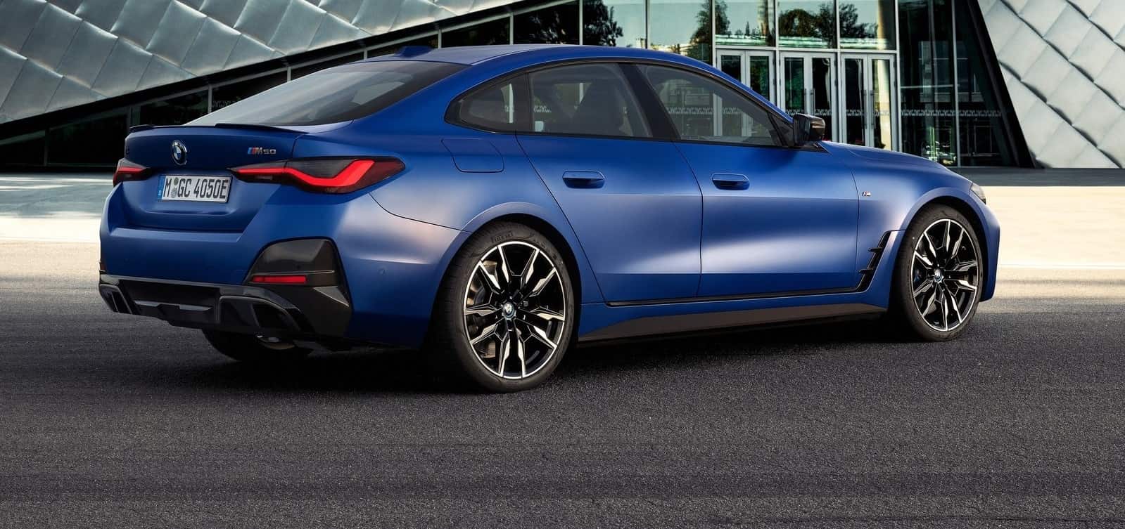 BMW i4