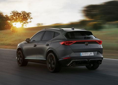 Toyota Yaris Cross traseira